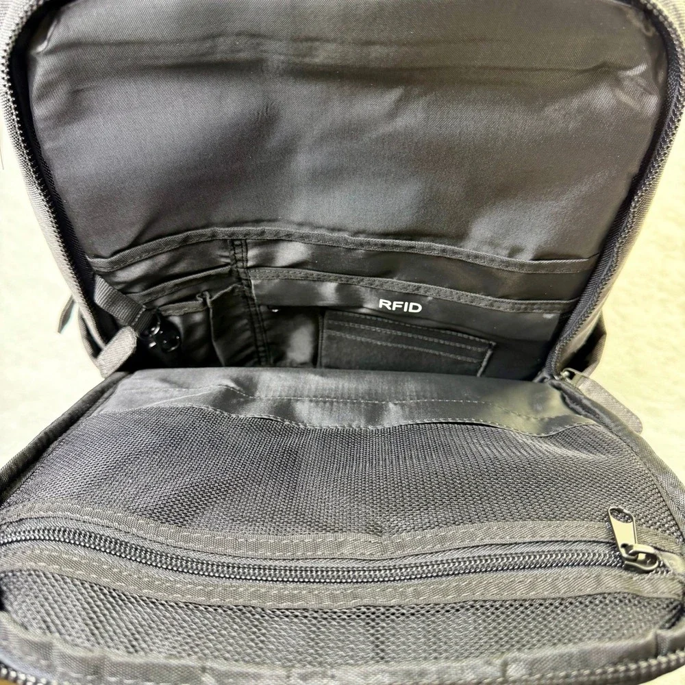 1XD GEAR Tech Laptop Backpack w/ RFID& USB Charging Port NWT‎ Black/Charcoal